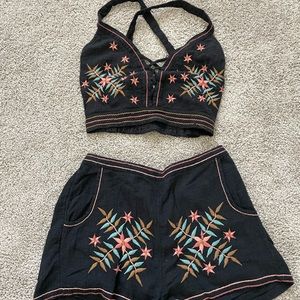 Two piece American eagle outfit